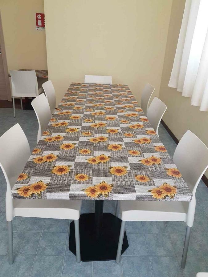 רג'ו אמיליה Hotel Piramide מראה חיצוני תמונה