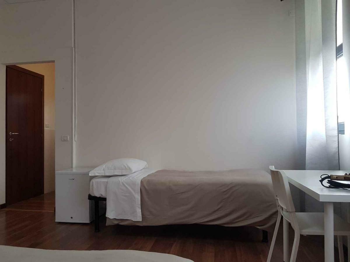רג'ו אמיליה Hotel Piramide מראה חיצוני תמונה