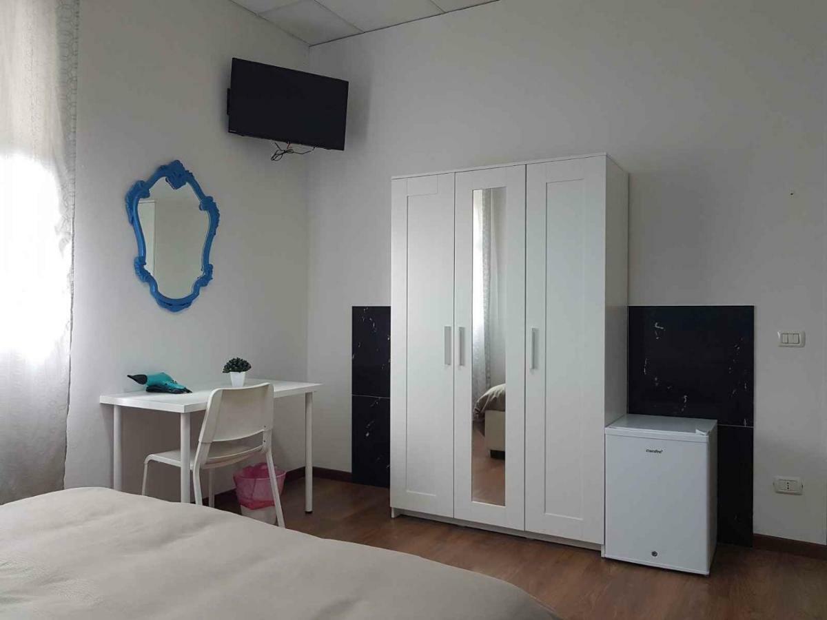 רג'ו אמיליה Hotel Piramide מראה חיצוני תמונה